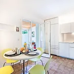 Font Mourier-1 By Interhome Vakantiehuis